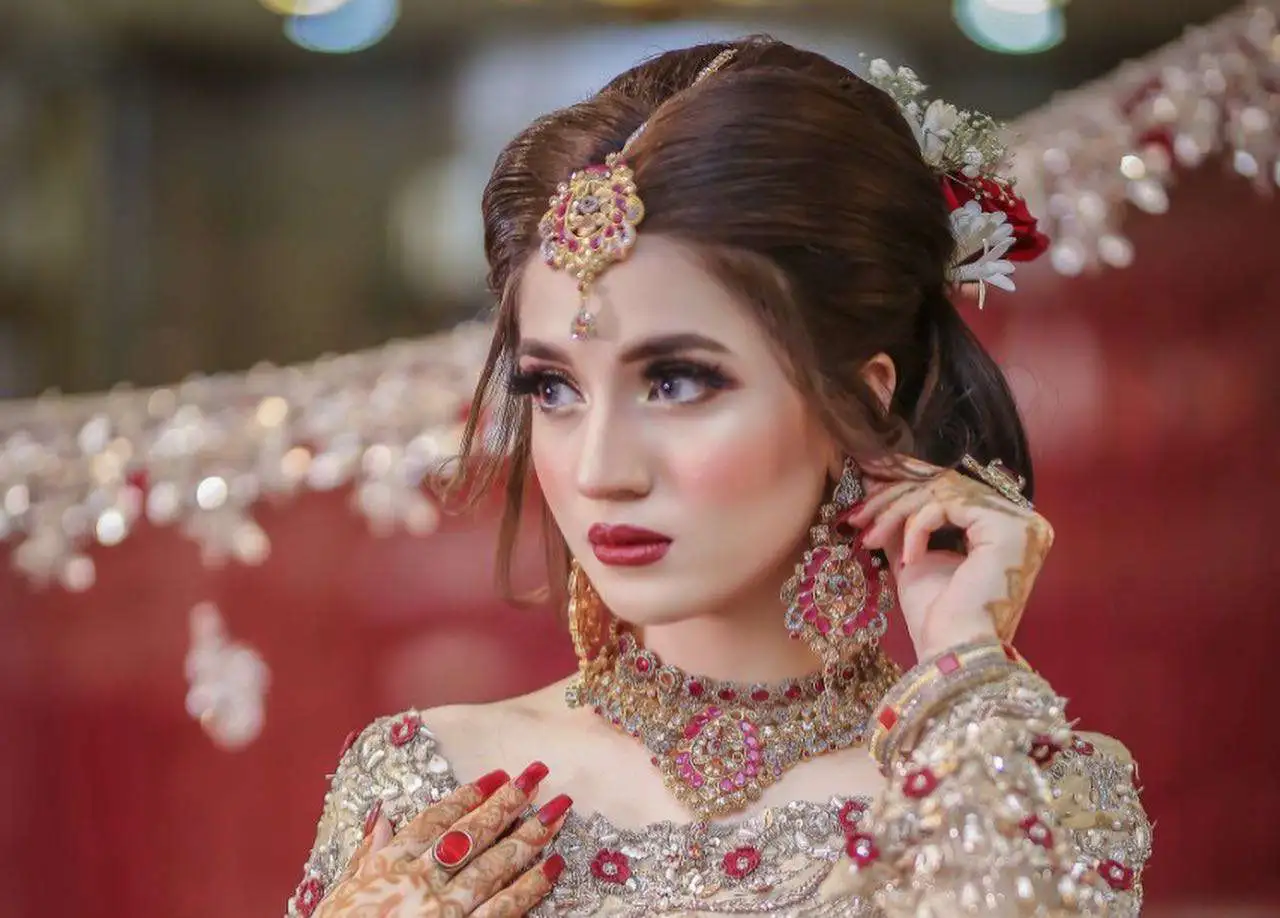 Eiman Beauty Saloon Islamabad