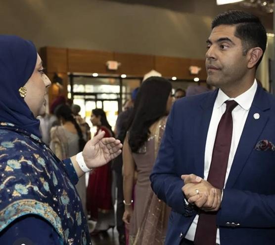 Democratic Leader Ranjeev Puri speaking with constituents at the 33rd annual Sikh Heritage Banquet. Democratic Leader Ranjeev Puri speaking with constituents at the 33rd annual Sikh Heritage Banquet.
