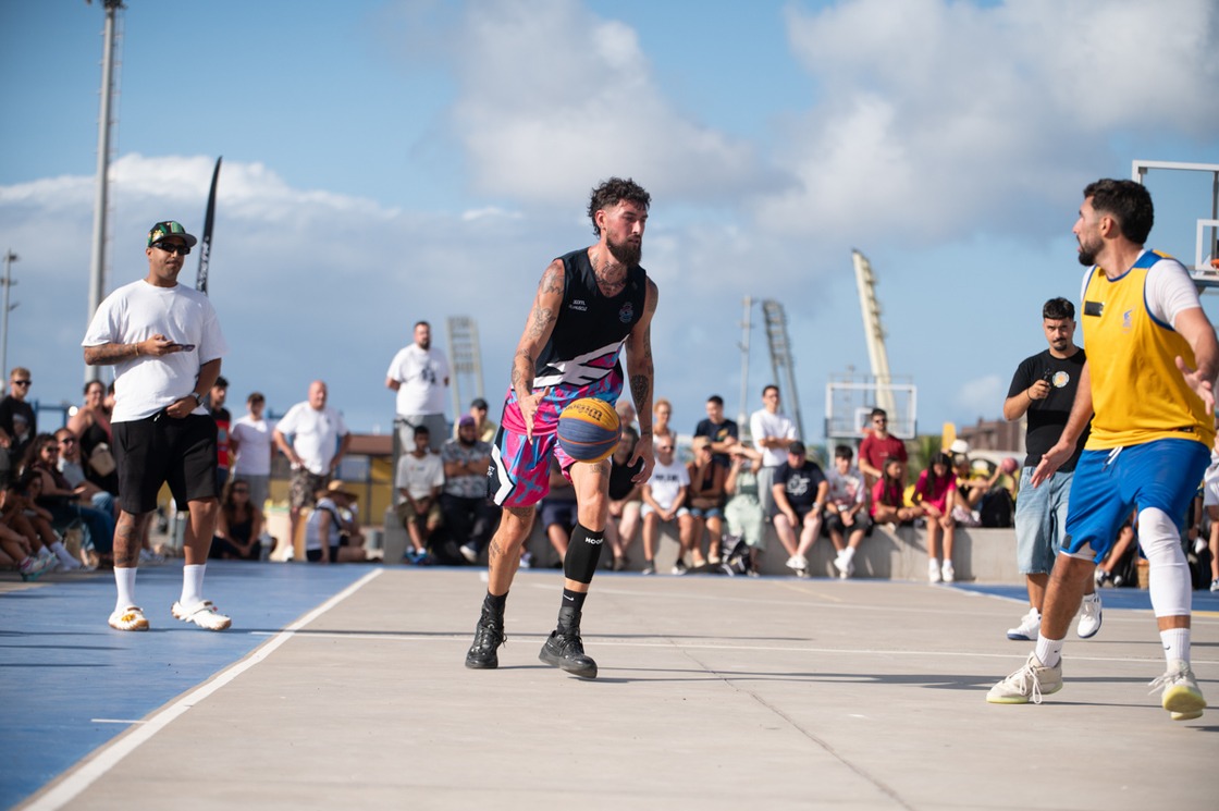 Edu Gil, orgulloso de jugar en su tierra