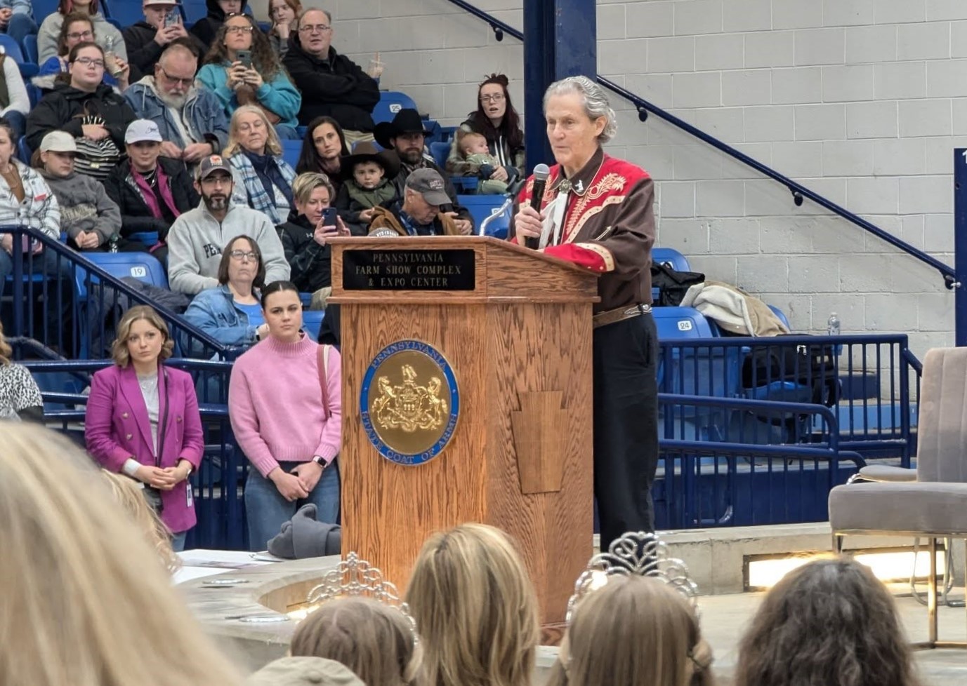 Dr, Temple Grandin addressing a group at the Farm Show.