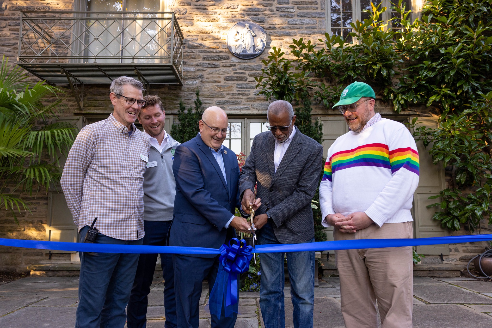 Rep Sanchez, Senator Haywood and PHS Meadowbrook Farm staff cutting the ribbon on improvements to the property.