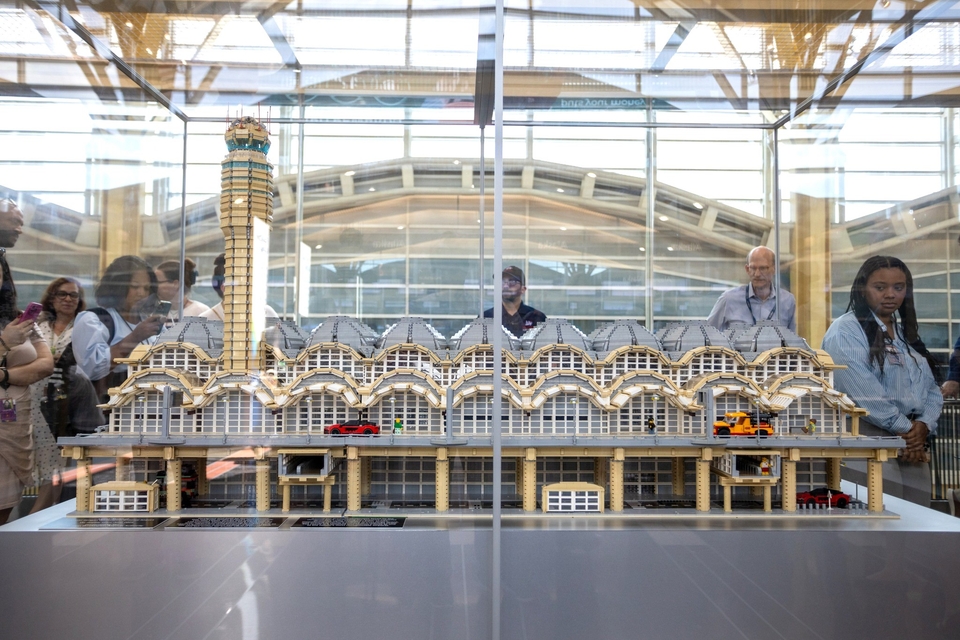 DCA LEGO