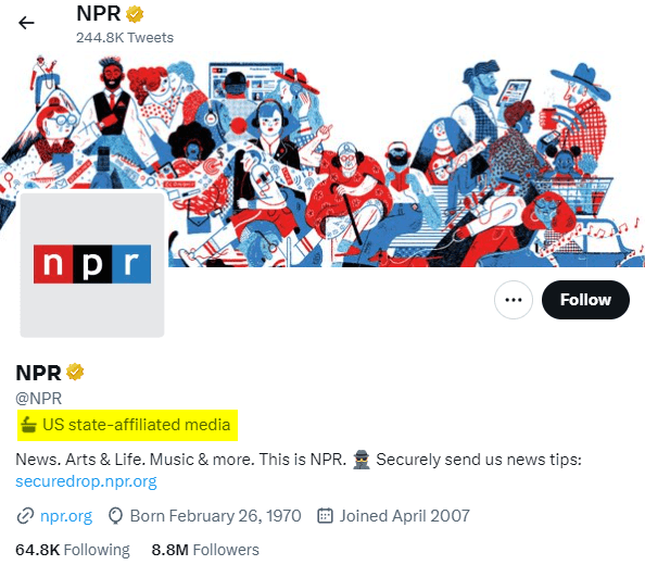 NPR'ın Twitter profilinin ekran görüntüsü. Profile eklenen "ABD devletiyle ilişkili medya" notu sarı renkle işaretlenmiş.